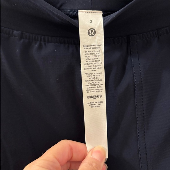 Lululemon navy blue lighweight jogger - Picture 2 of 5